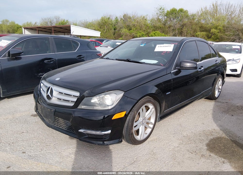 2012 MERCEDES-BENZ C 250 LUXURY/SPORT VIN: WDDGF4HB6CA621354