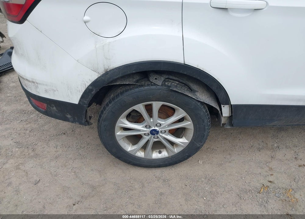 2017 FORD ESCAPE SE VIN: 1FMCU9GD9HUE13968