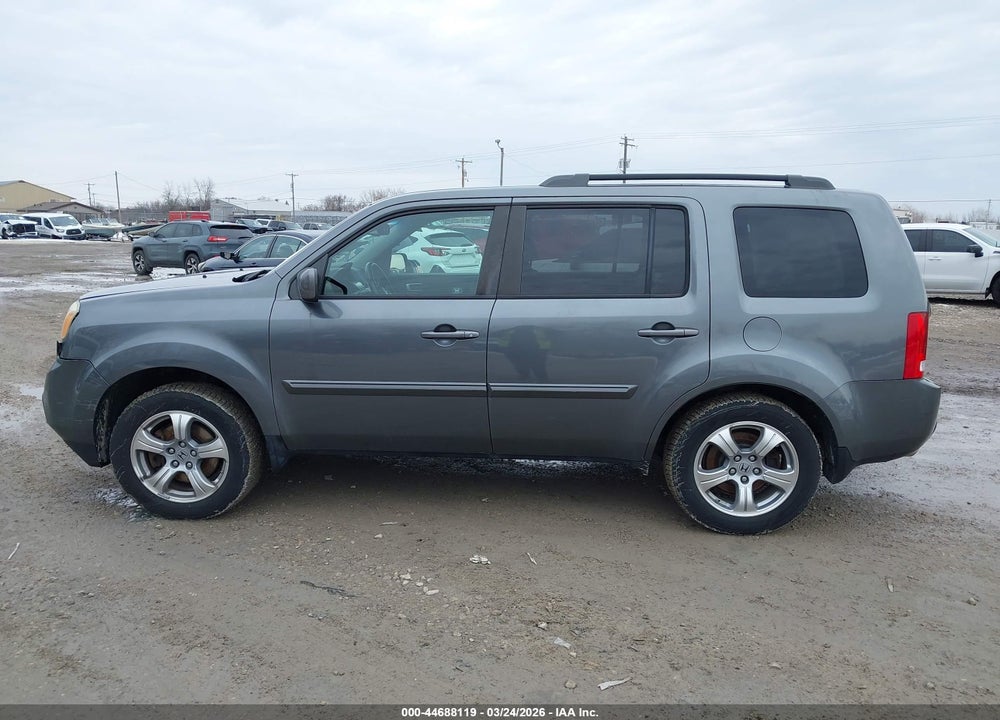 2012 HONDA PILOT EX-L VIN: 5FNYF4H56CB021224