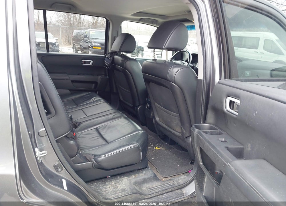2012 HONDA PILOT EX-L VIN: 5FNYF4H56CB021224