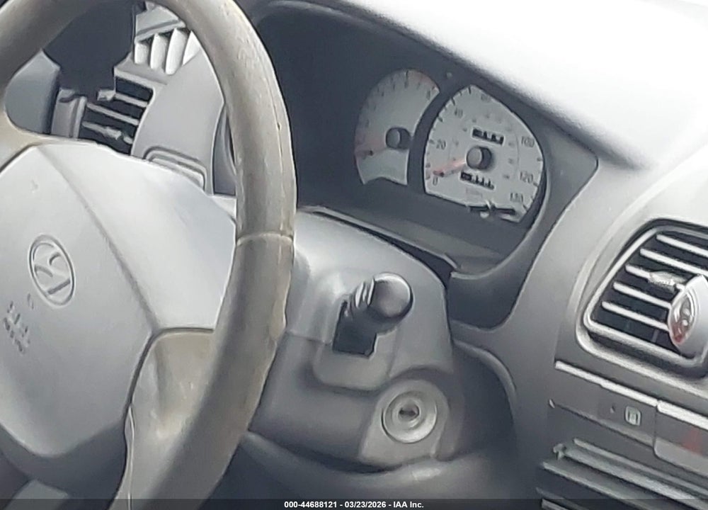 2001 HYUNDAI ACCENT GS VIN: KMHCG35C51U140323