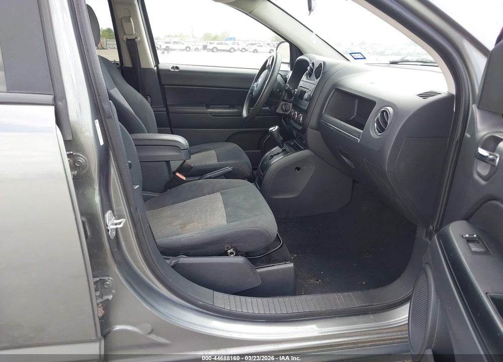 2011 JEEP COMPASS VIN: 1J4NT1FA7BD252854