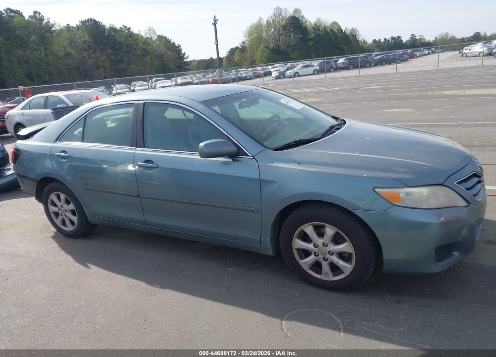 2011 TOYOTA CAMRY LE VIN: 4T1BF3EK5BU651182