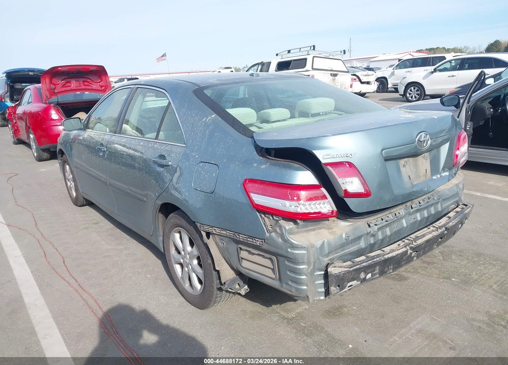 2011 TOYOTA CAMRY LE VIN: 4T1BF3EK5BU651182