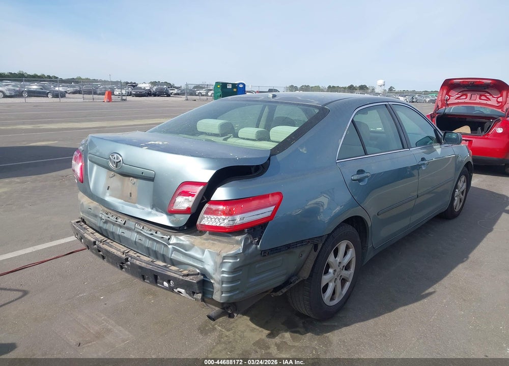 2011 TOYOTA CAMRY LE VIN: 4T1BF3EK5BU651182