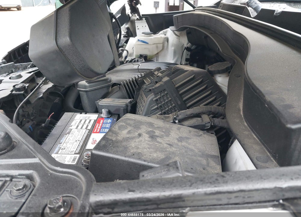 2015 KIA SORENTO LX VIN: 5XYKT4A62FG658061