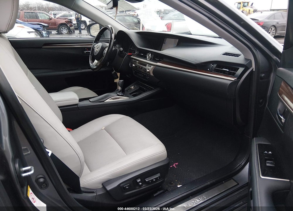 2018 LEXUS ES 350 VIN: 58ABK1GG0JU115272