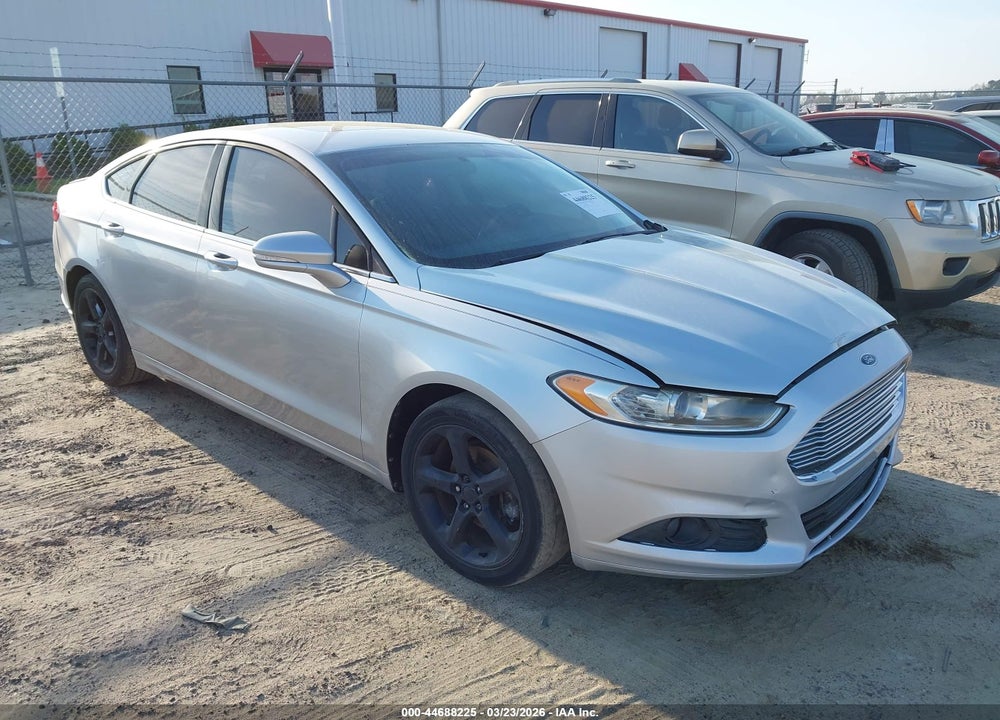 2013 FORD FUSION SE VIN: 3FA6P0HR1DR138747