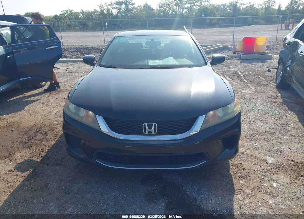 2015 HONDA ACCORD LX VIN: 1HGCT1B30FA007441