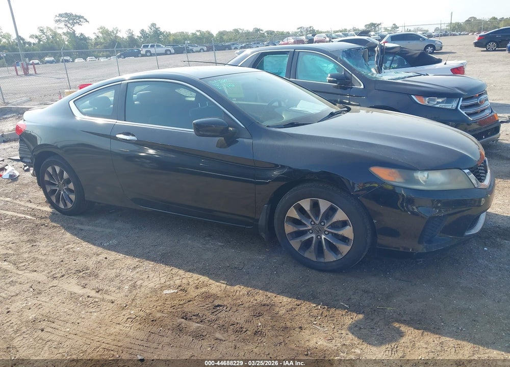 2015 HONDA ACCORD LX VIN: 1HGCT1B30FA007441