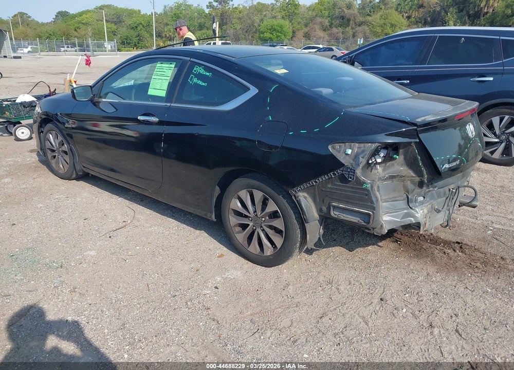 2015 HONDA ACCORD LX VIN: 1HGCT1B30FA007441