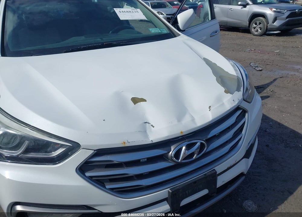 2017 HYUNDAI SANTA FE SPORT 2.4L VIN: 5NMZU3LB3HH010057