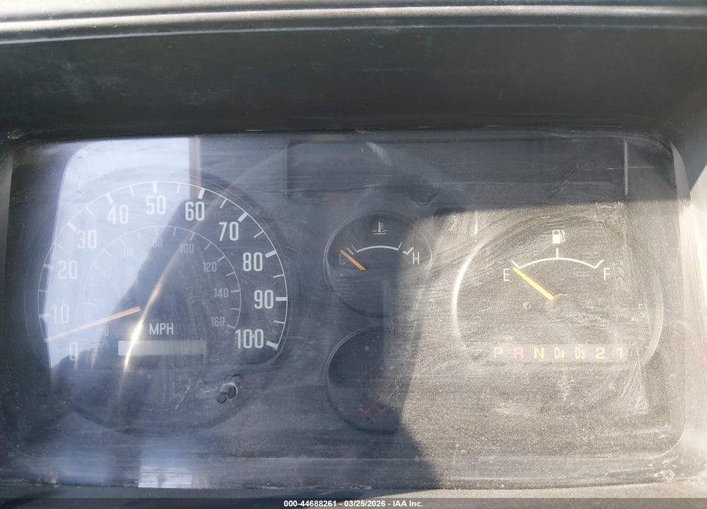 2001 ISUZU NPR VIN: 4KLB4B1R71J804426