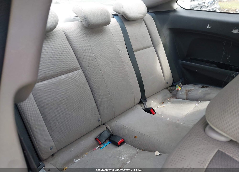 2013 HONDA CIVIC LX VIN: 2HGFG3A58DH526509