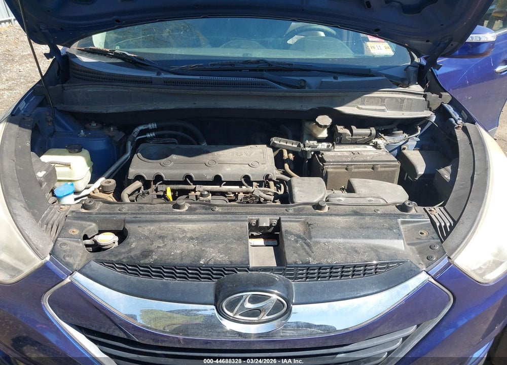 2010 HYUNDAI TUCSON LIMITED VIN: KM8JUCAC8AU068152