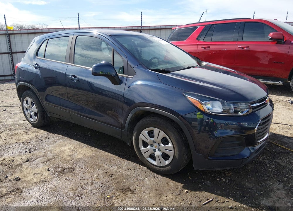 2019 CHEVROLET TRAX LS VIN: 3GNCJKSB7KL110139
