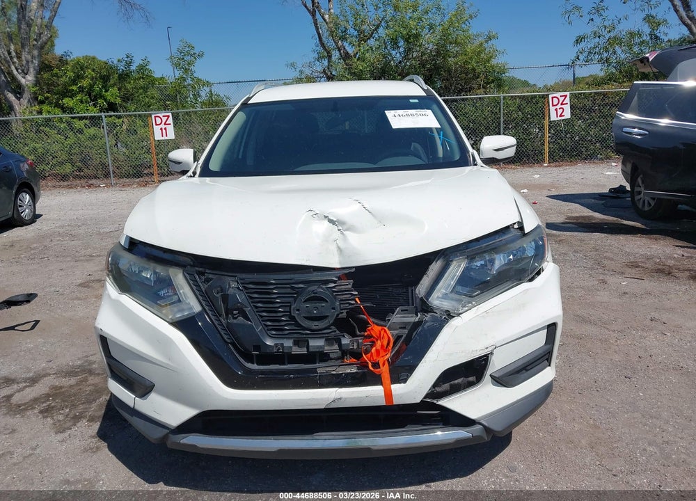 2017 NISSAN ROGUE SV VIN: 5N1AT2MN6HC751574
