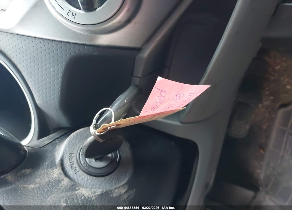 2015 TOYOTA TACOMA BASE V6 VIN: 3TMLU4ENXFM165587