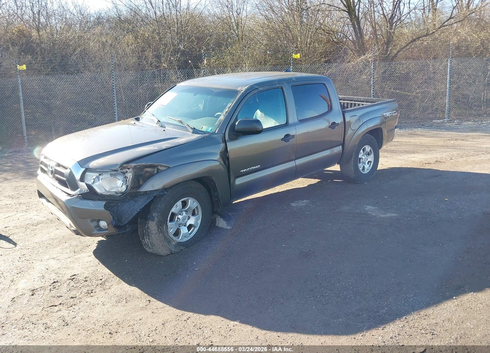 2015 TOYOTA TACOMA BASE V6 VIN: 3TMLU4ENXFM165587