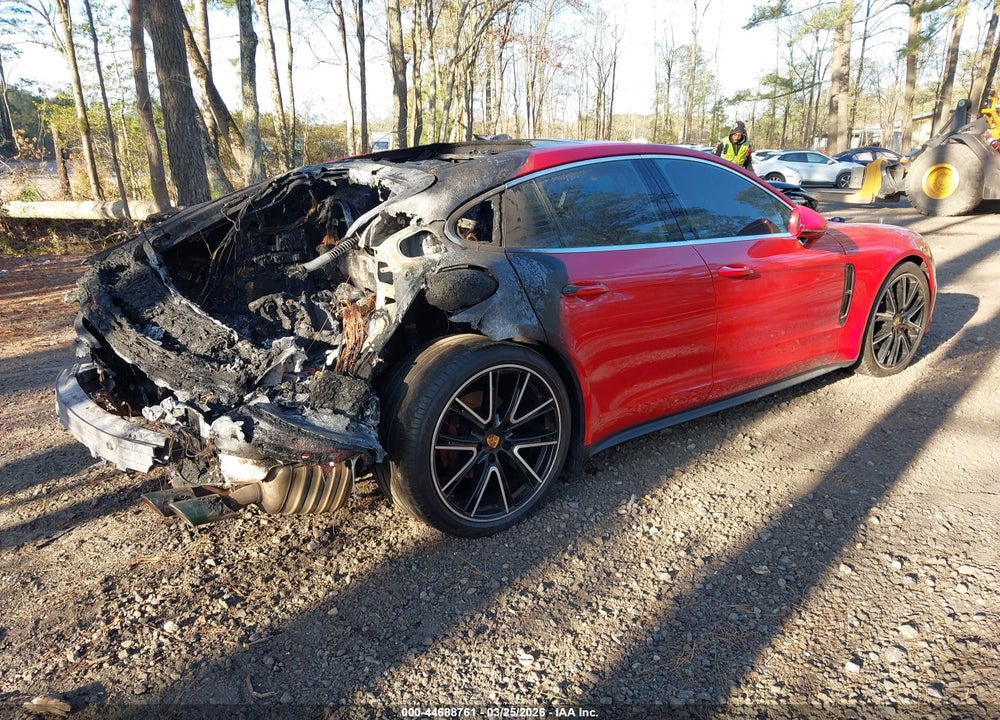 2018 PORSCHE PANAMERA 4S VIN: WP0AB2A73JL133258