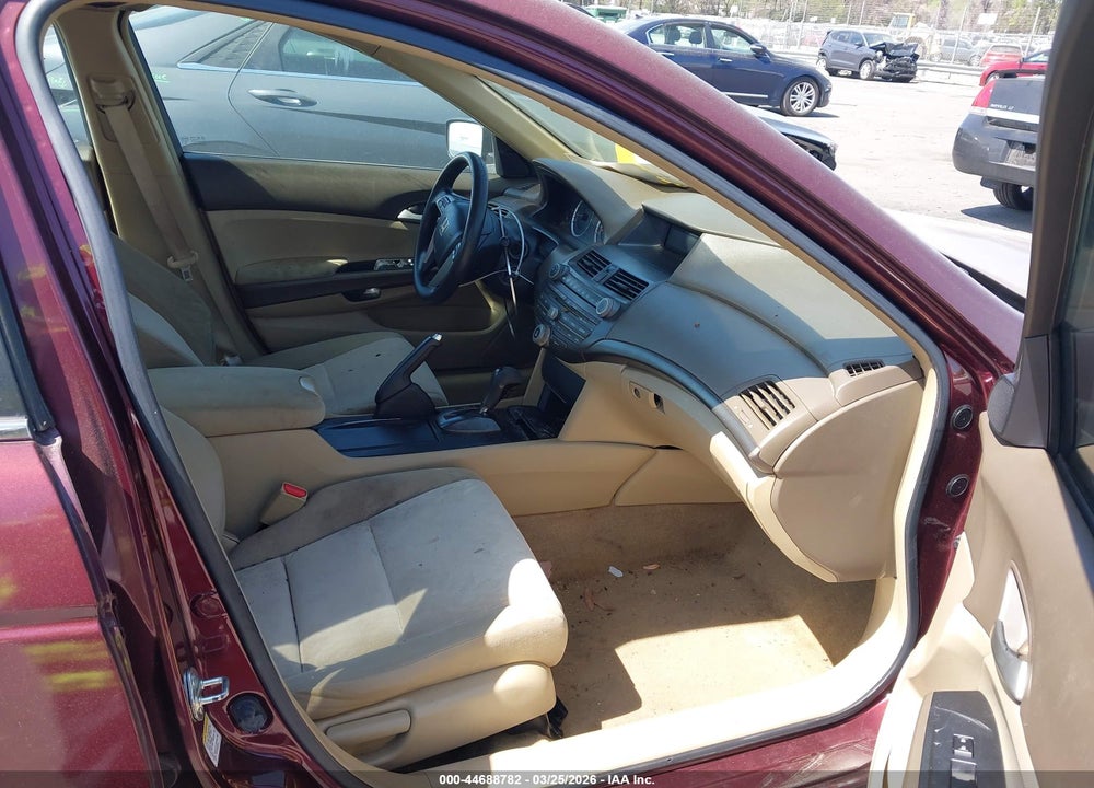 2008 HONDA ACCORD 2.4 LX VIN: JHMCP26398C008547