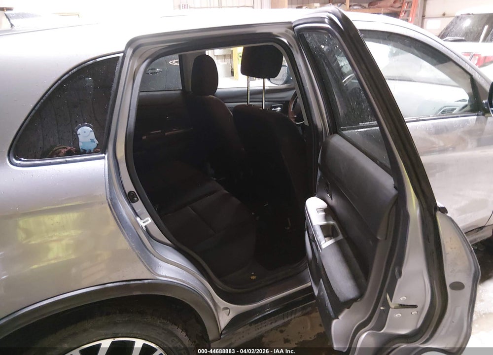 2019 MITSUBISHI OUTLANDER SPORT 2.0 ES VIN: JA4AR3AU6KU015444