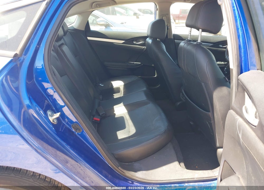 2016 HONDA CIVIC TOURING VIN: 19XFC1F90GE204232