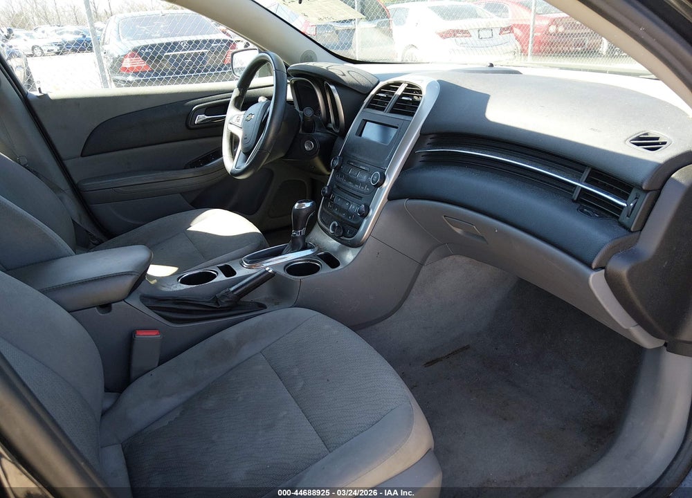 2015 CHEVROLET MALIBU LS VIN: 1G11B5SL6FF330503