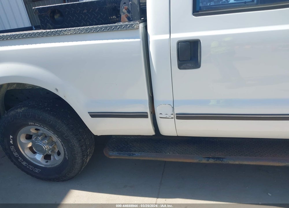 1999 FORD F-250 LARIAT/XL/XLT VIN: 1FTNW21F2XED74688