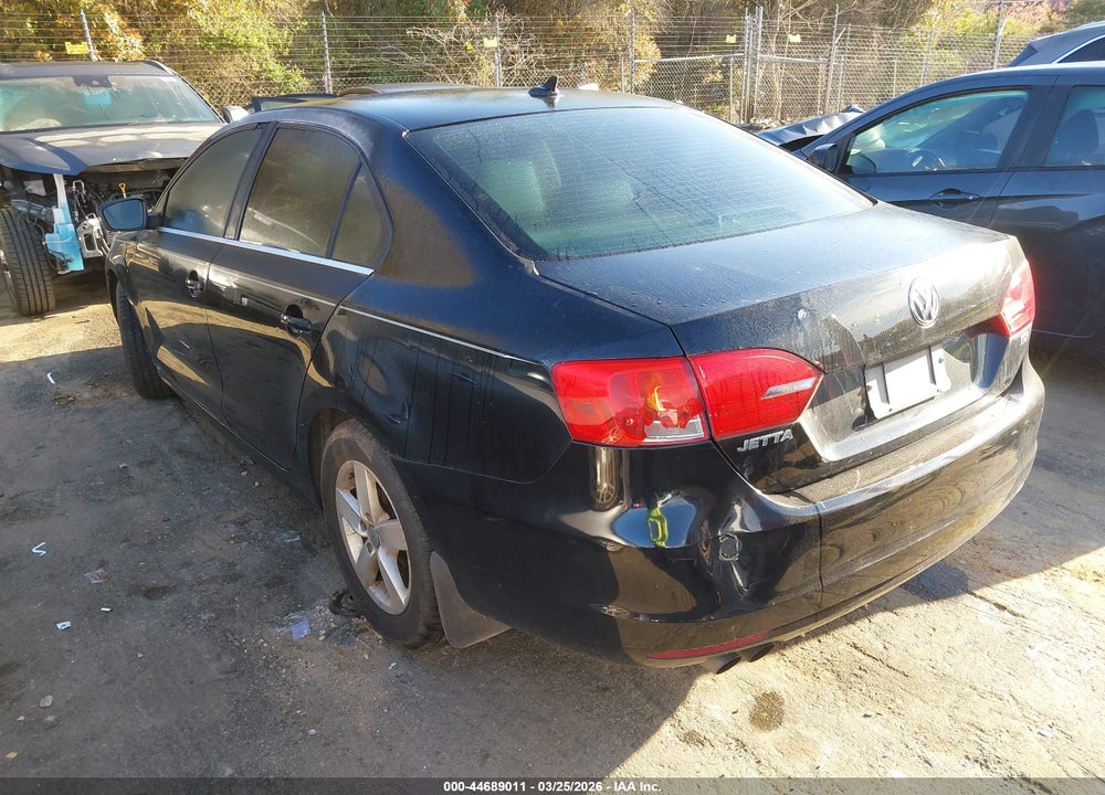 2013 VOLKSWAGEN JETTA 2.0L TDI VIN: 3VWLL7AJ9DM205322