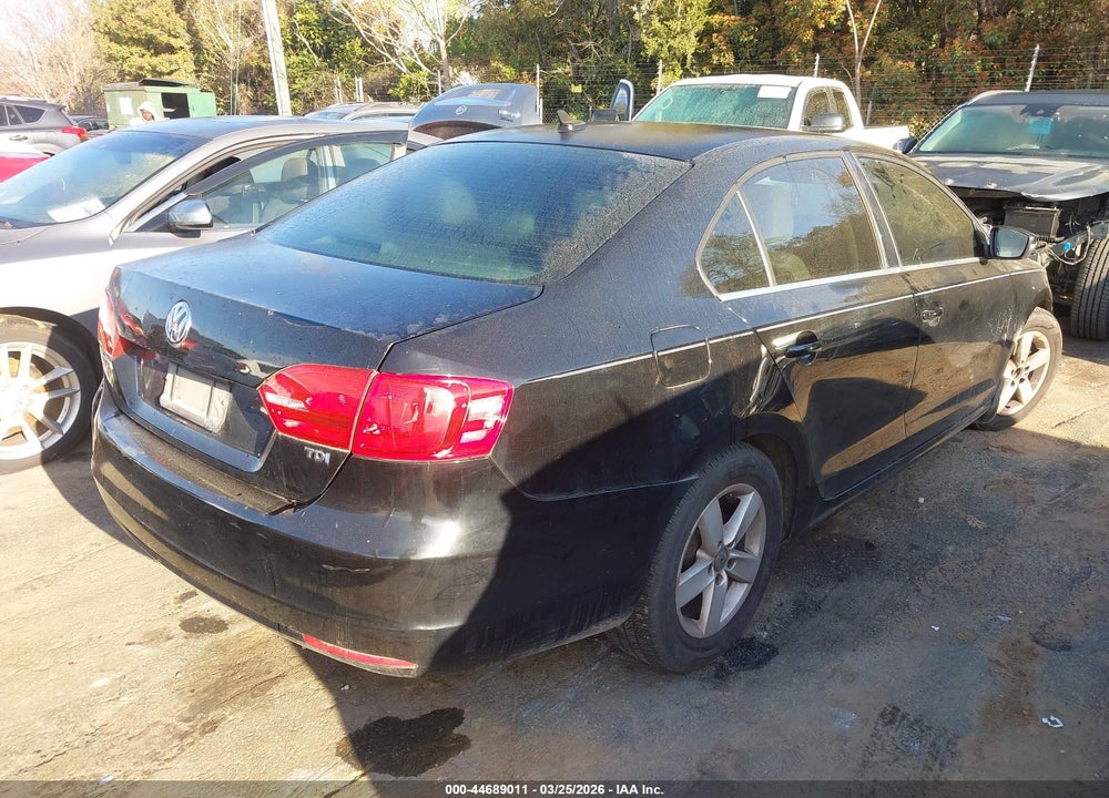 2013 VOLKSWAGEN JETTA 2.0L TDI VIN: 3VWLL7AJ9DM205322