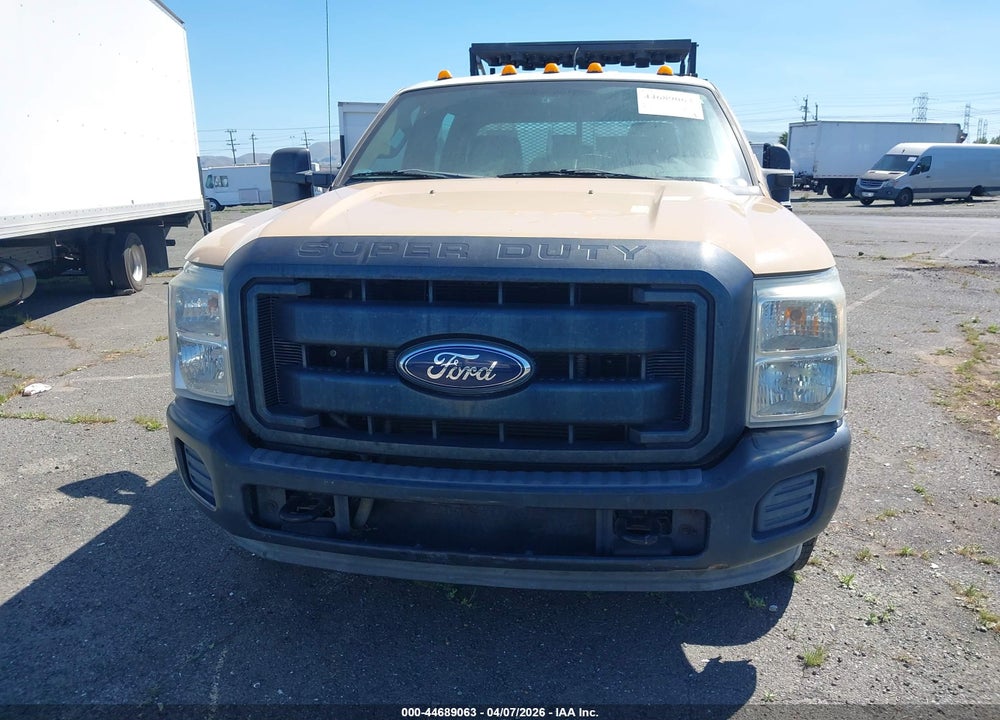 2011 FORD F-350 XL VIN: 1FT8W3A65BEC07401