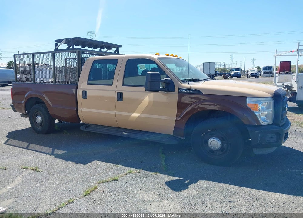 2011 FORD F-350 XL VIN: 1FT8W3A65BEC07401