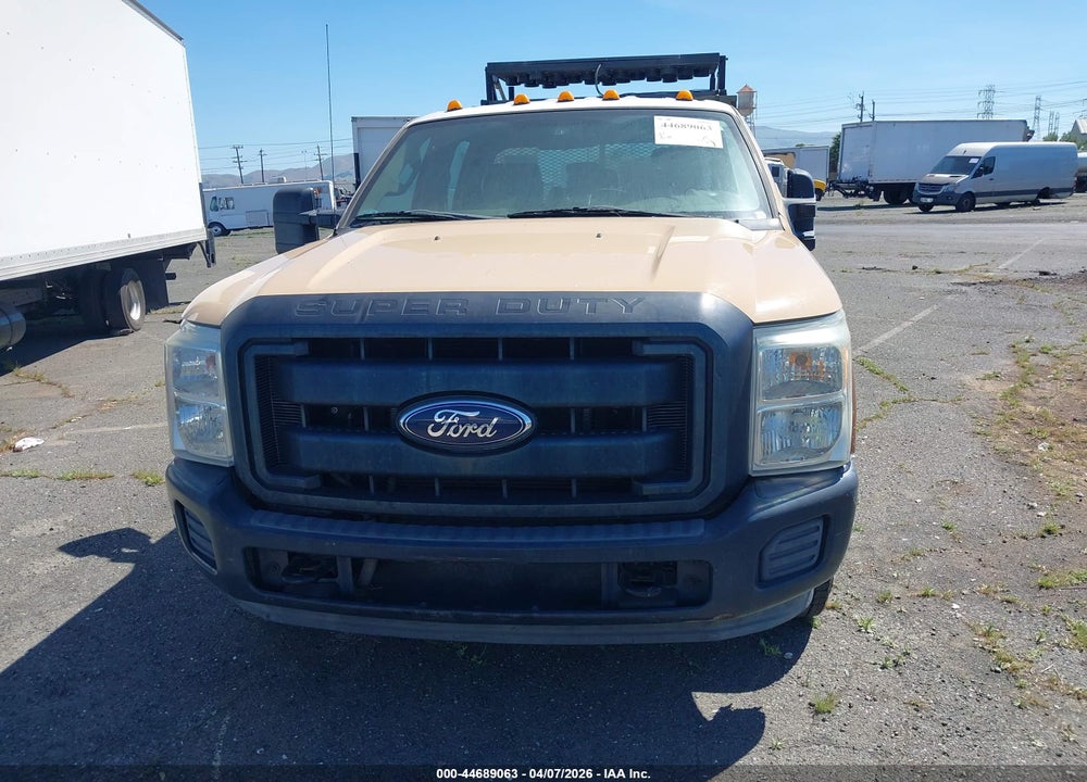 2011 FORD F-350 XL VIN: 1FT8W3A65BEC07401