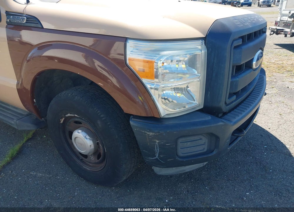 2011 FORD F-350 XL VIN: 1FT8W3A65BEC07401
