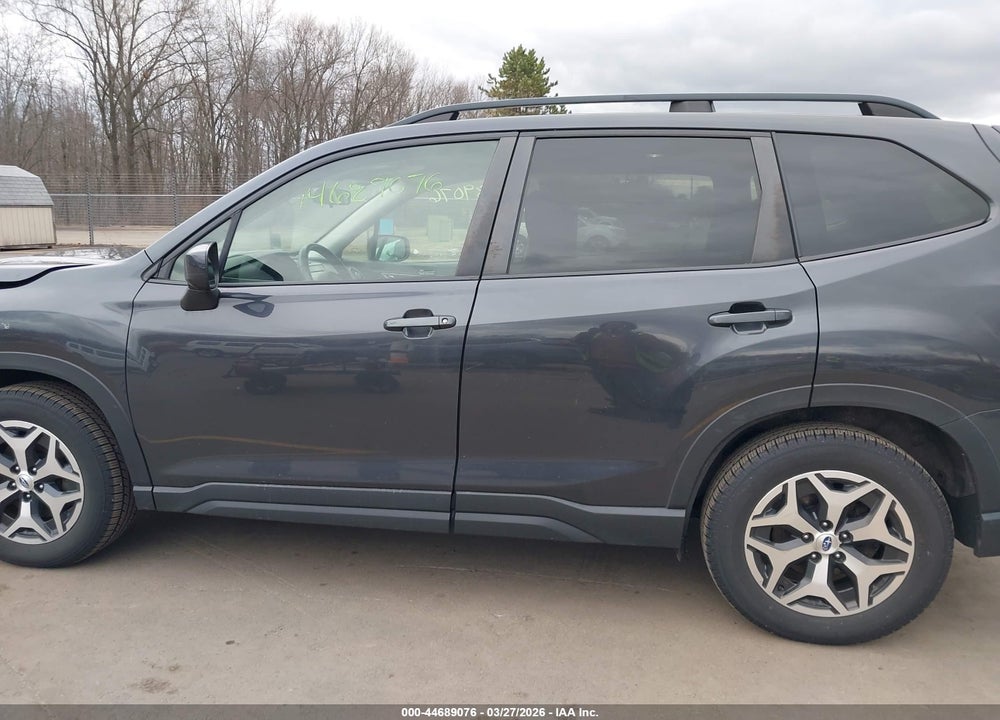 2019 SUBARU FORESTER PREMIUM VIN: JF2SKAGC5KH454632
