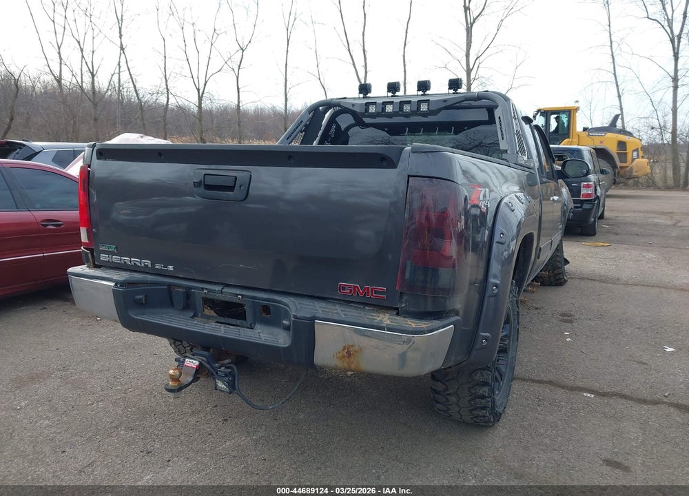 2011 GMC SIERRA 1500 SLE VIN: 1GTR2VE35BZ226938
