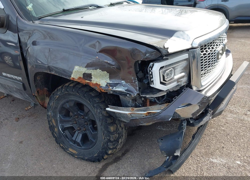 2011 GMC SIERRA 1500 SLE VIN: 1GTR2VE35BZ226938