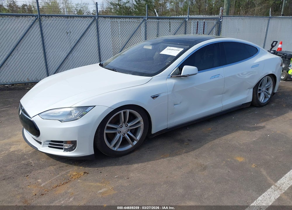 2013 TESLA MODEL S VIN: 5YJSA1DN2DFP26998