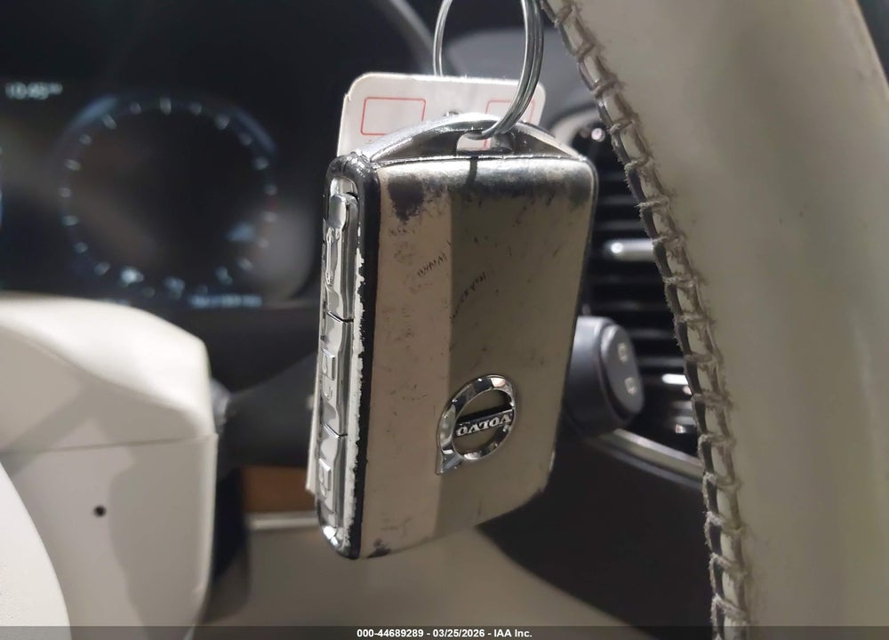 2018 VOLVO XC90 T6 INSCRIPTION VIN: YV4A22PL1J1320334