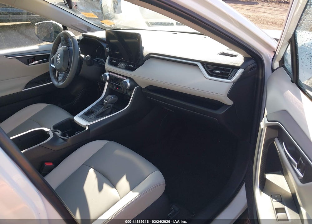 2024 TOYOTA RAV4 XLE PREMIUM VIN: 2T3A1RFV4RW446640
