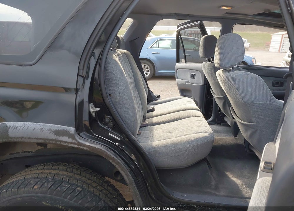 1999 TOYOTA 4RUNNER SR5 V6 VIN: JT3GN86R2X0121020
