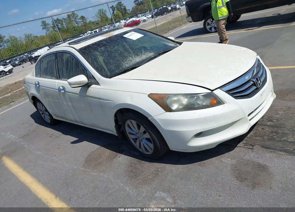 2011 HONDA ACCORD 3.5 EX-L VIN: 5KBCP3F88BB003788