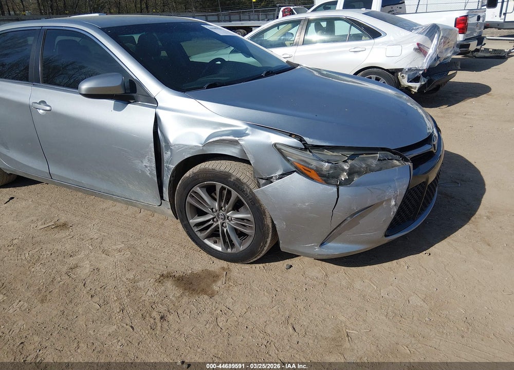 2016 TOYOTA CAMRY SE VIN: 4T1BF1FK5GU212784