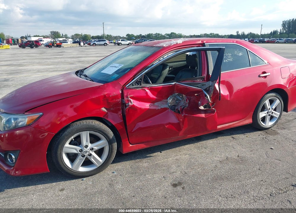 2012 TOYOTA CAMRY SE VIN: 4T1BF1FK5CU540135