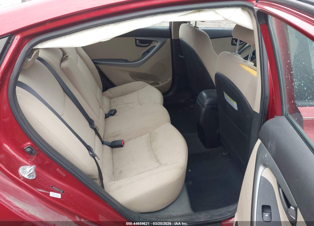 2016 HYUNDAI ELANTRA SE VIN: 5NPDH4AE8GH713785