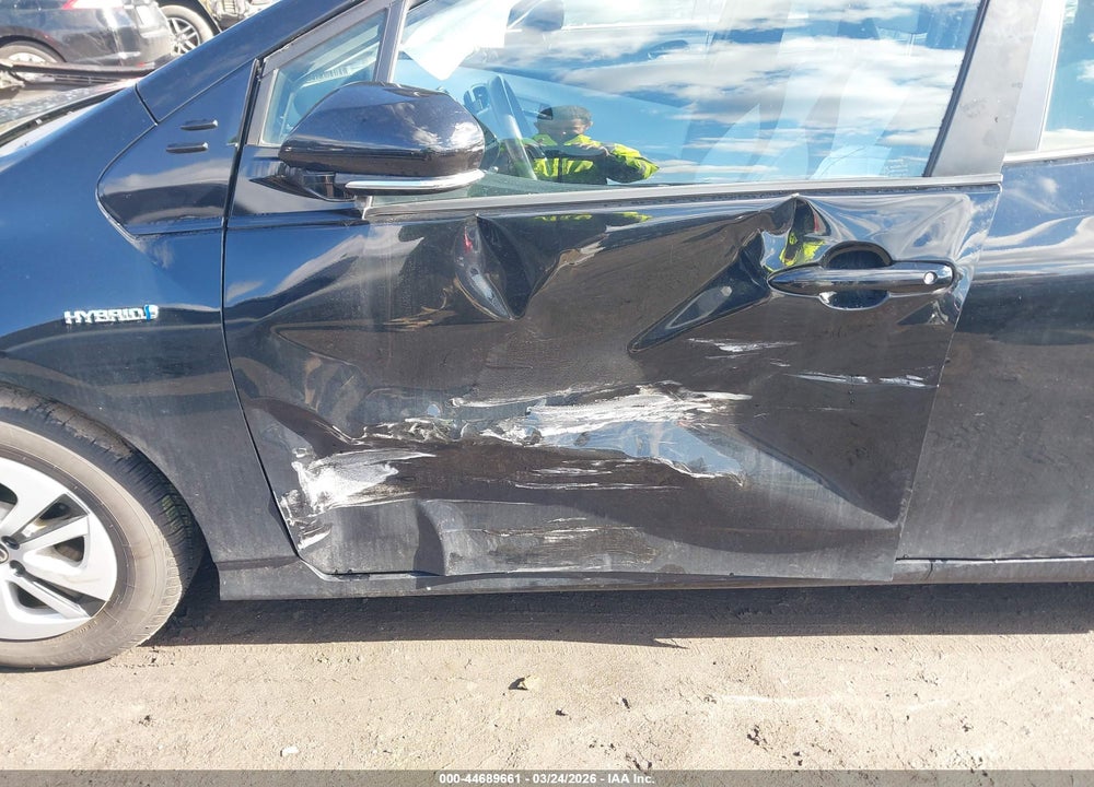 2017 TOYOTA PRIUS FOUR VIN: JTDKARFU3H3048283