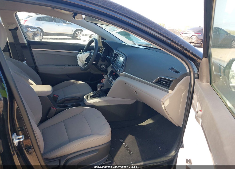 2020 HYUNDAI ELANTRA SE VIN: 5NPD74LF7LH602454