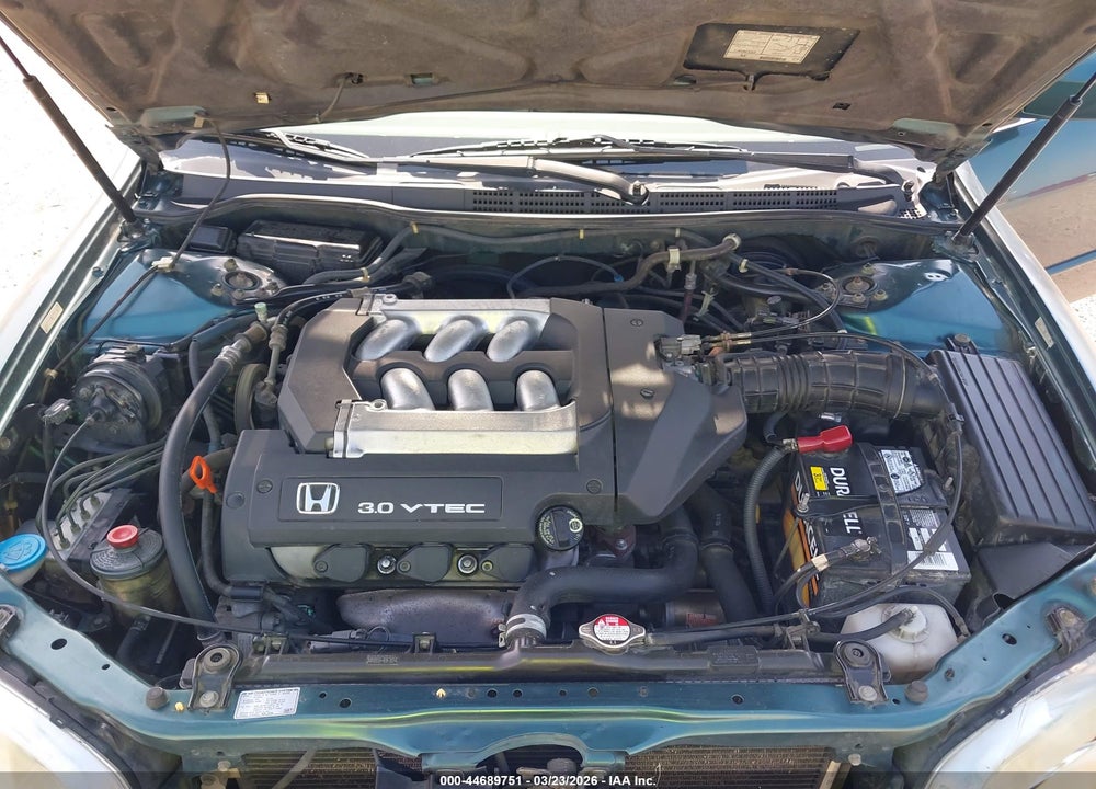2002 HONDA ACCORD 3.0 EX VIN: 1HGCG16502A055113