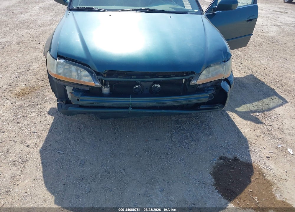 2002 HONDA ACCORD 3.0 EX VIN: 1HGCG16502A055113